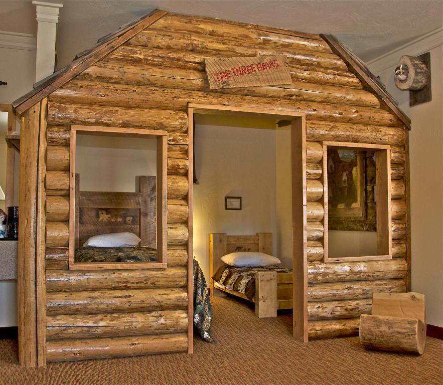 Three Bear Lodge West Yellowstone Εξωτερικό φωτογραφία
