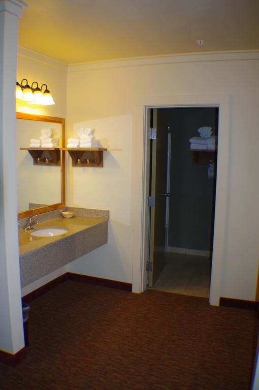 Three Bear Lodge West Yellowstone Εξωτερικό φωτογραφία