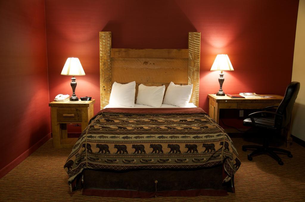 Three Bear Lodge West Yellowstone Εξωτερικό φωτογραφία